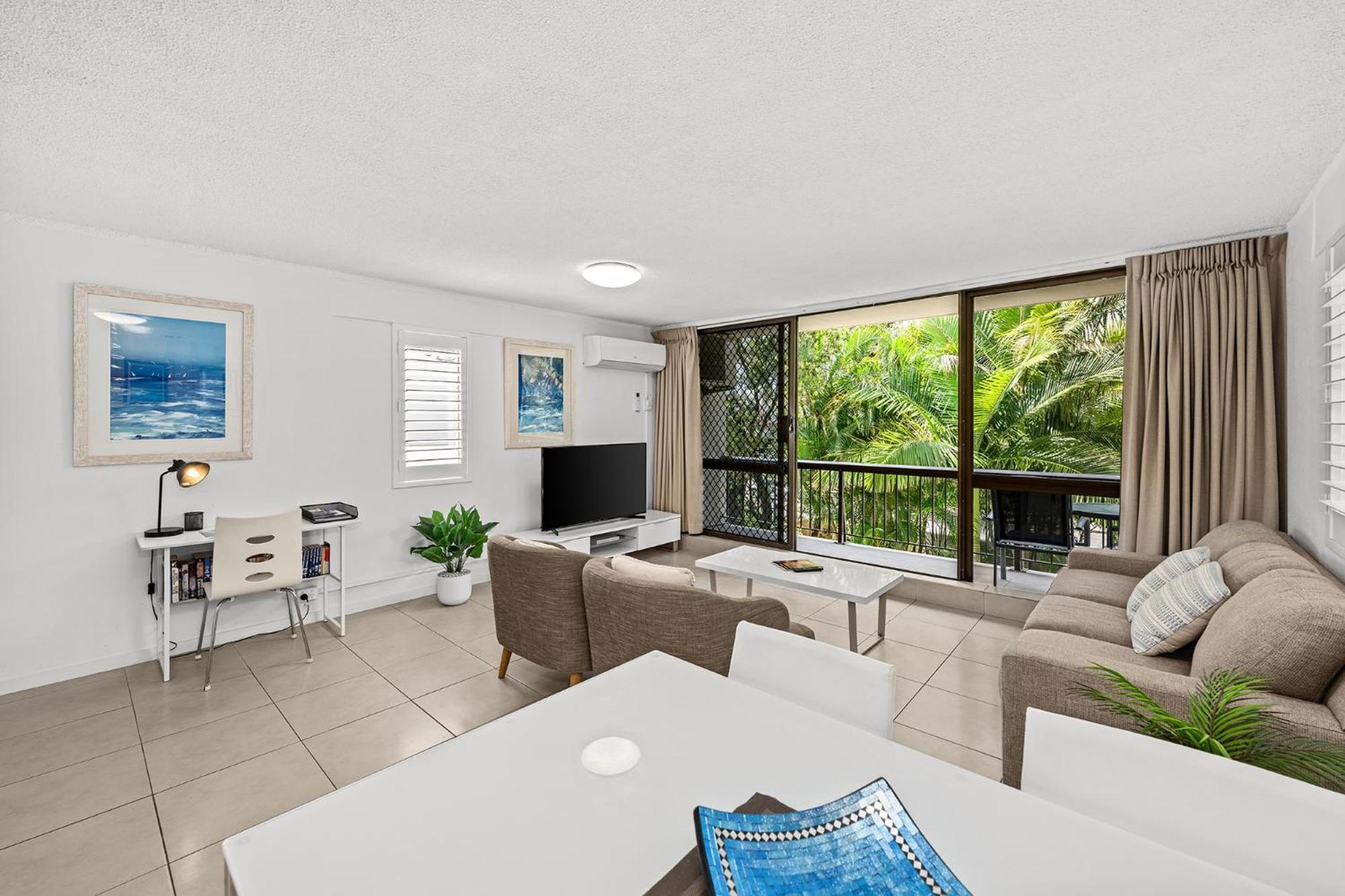 Surfers Paradise- Meters From The Beach! Gold Coast Exterior photo