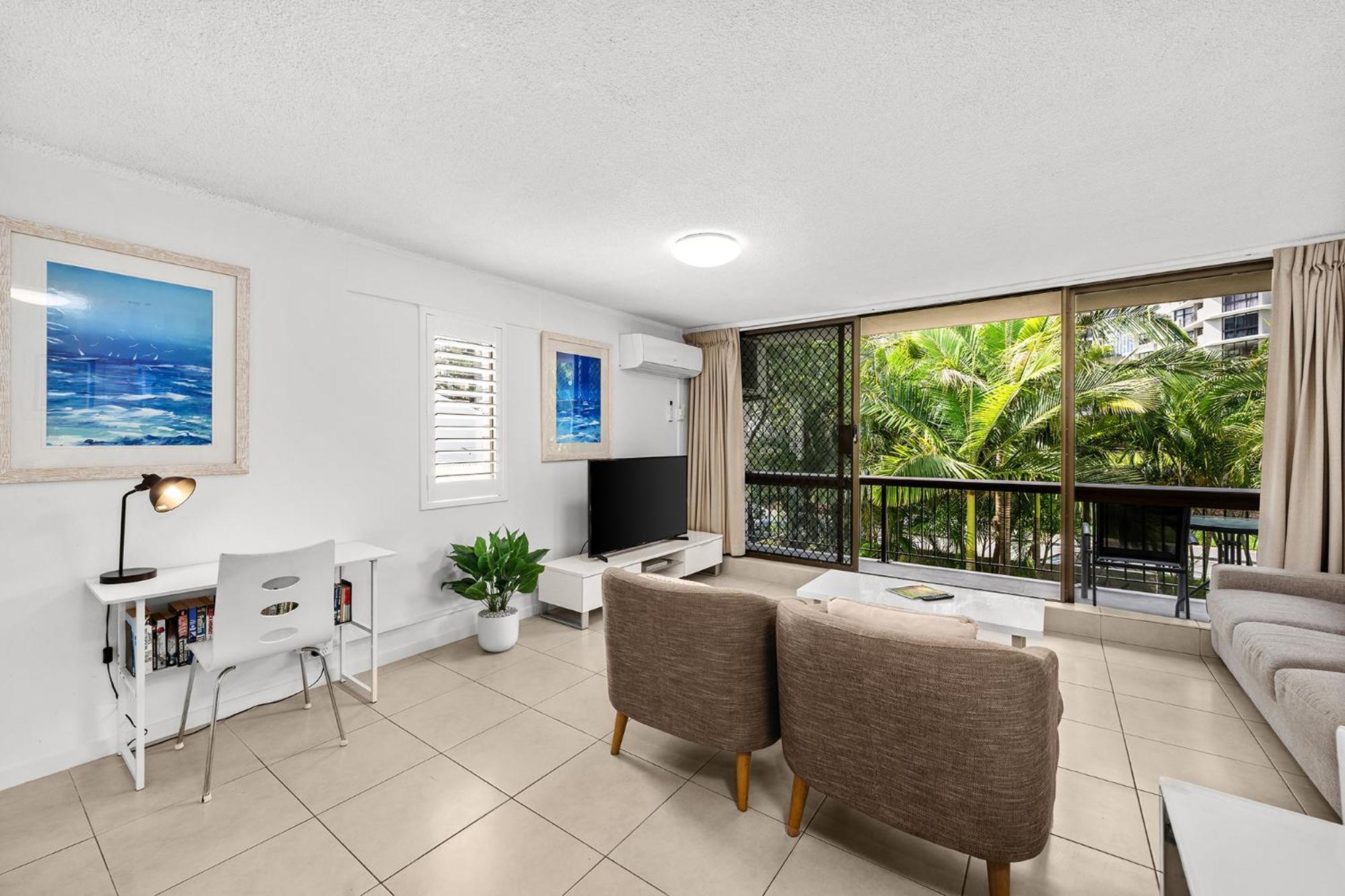 Surfers Paradise- Meters From The Beach! Gold Coast Exterior photo