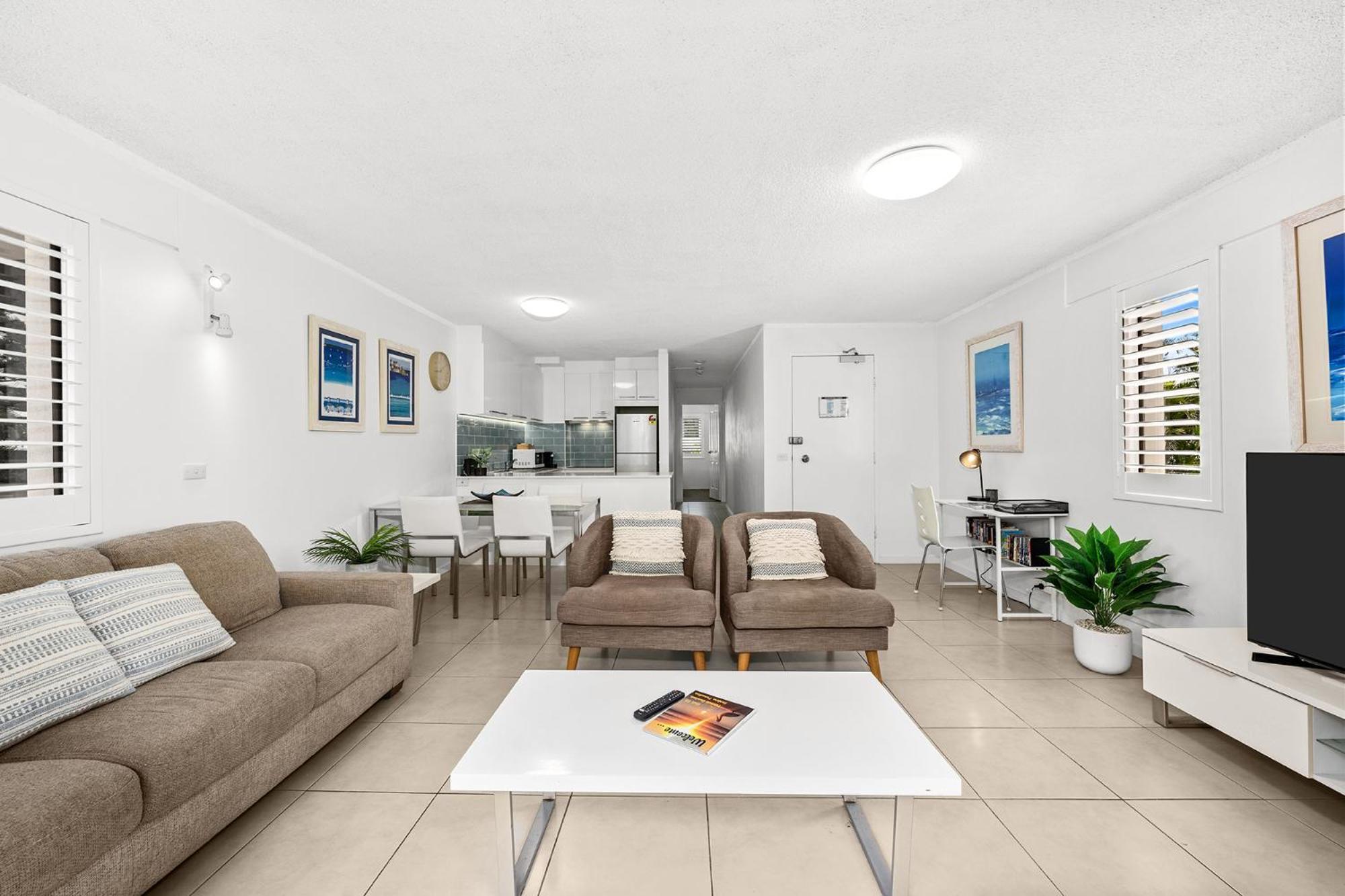 Surfers Paradise- Meters From The Beach! Gold Coast Exterior photo
