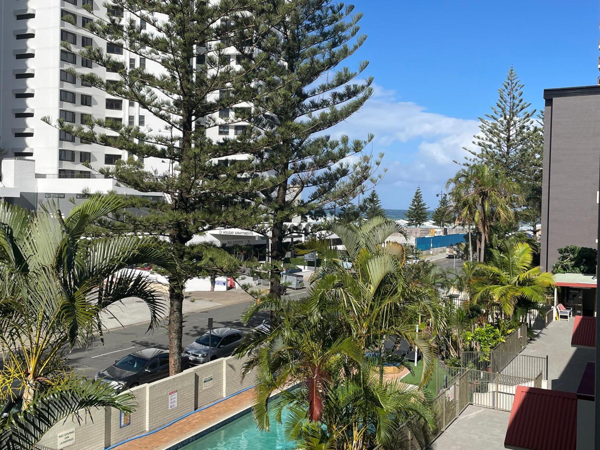 Surfers Paradise- Meters From The Beach! Gold Coast Exterior photo